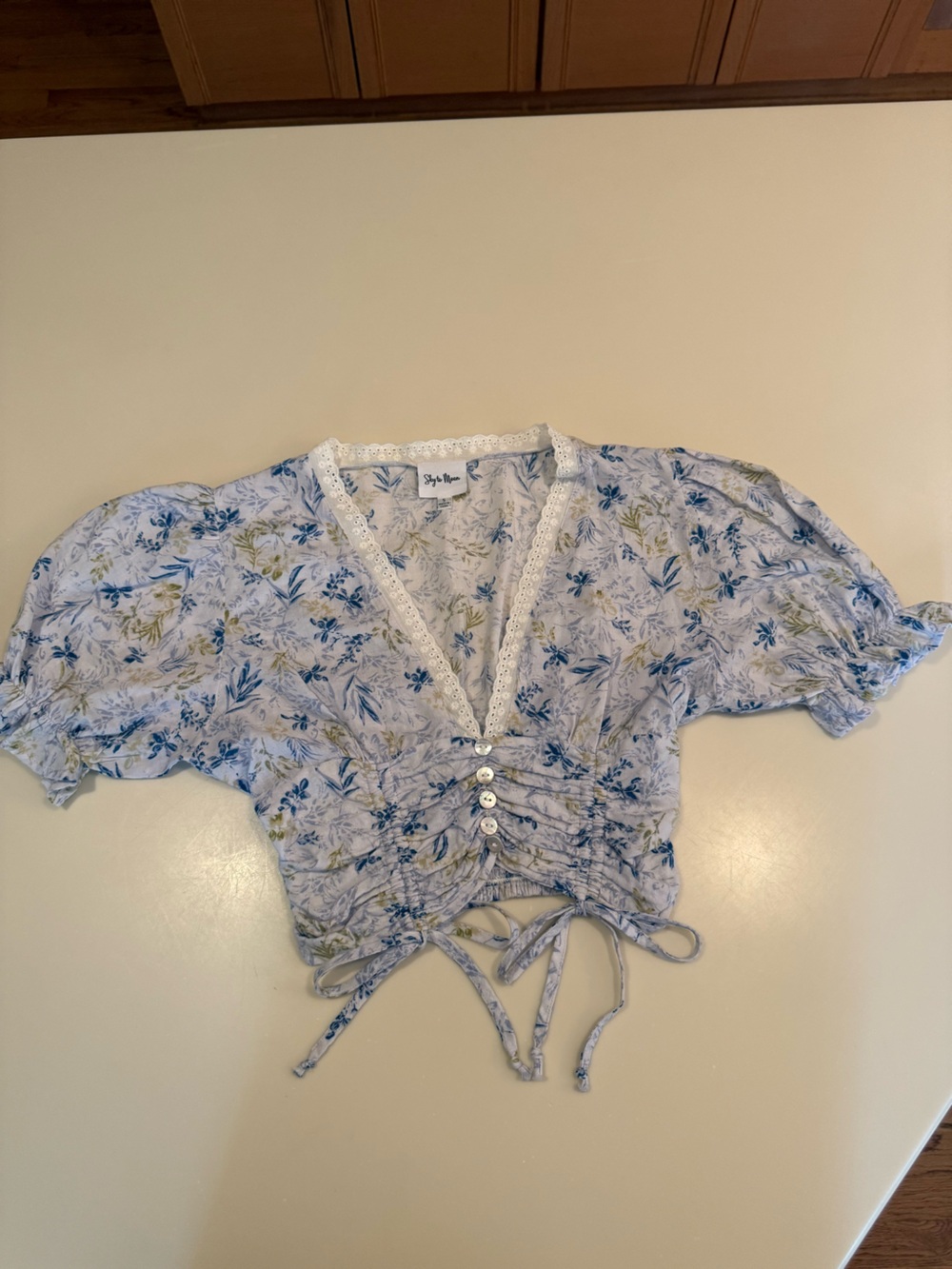 Sky to Moon Light Blue Floral Button-Front Puff Sleeve Blouse